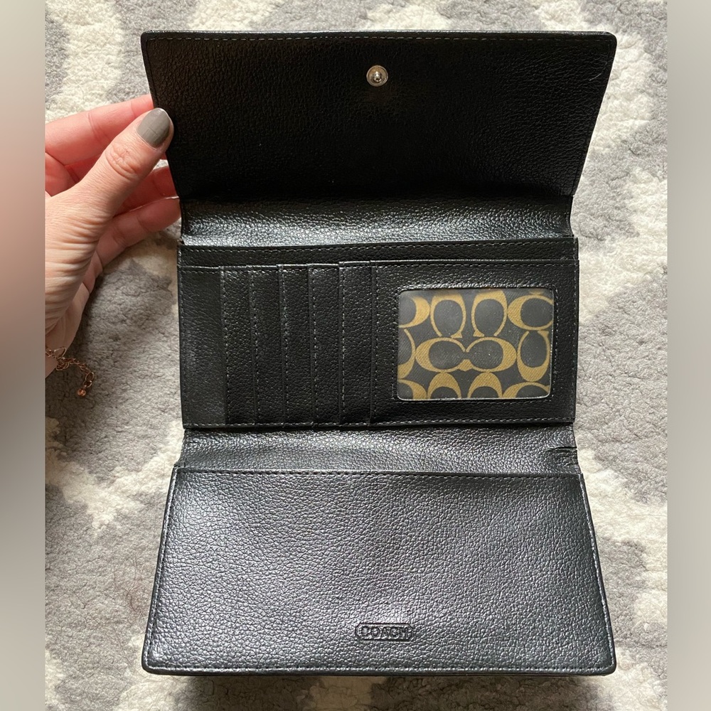 Coach Black Trifold Wallet - Picture 2 of 8